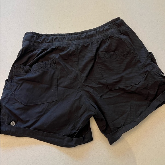 Lululemon shorts: black, size 8 - Picture 2 of 2